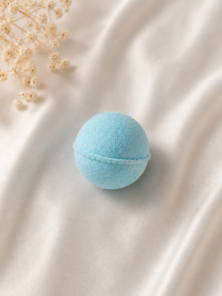 Relaxing bath bomb included in the Queen Bee Box