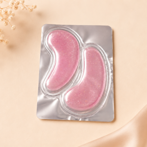 Cooling under-eye mask included in the Just Because gift box